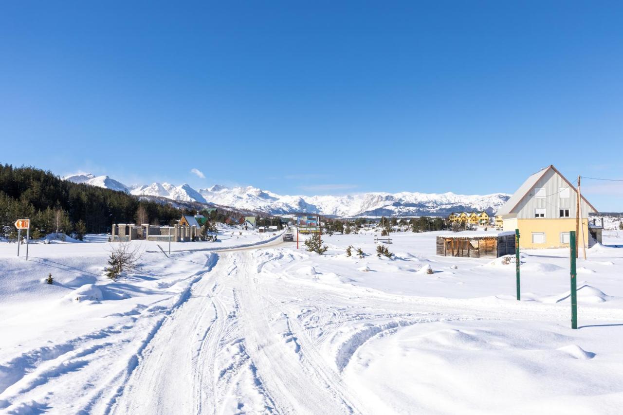 Vila Hanovi Zabljak Bagian luar foto