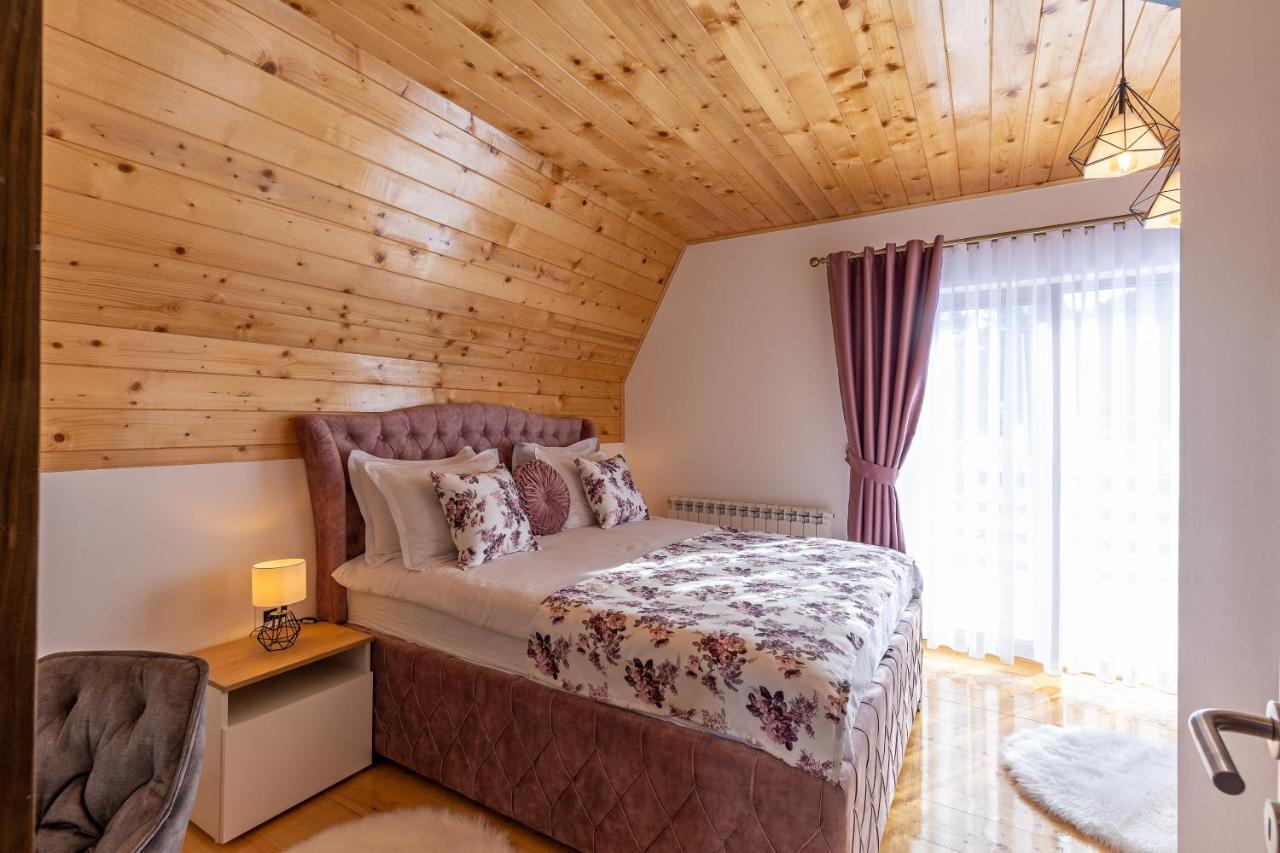 Vila Hanovi Zabljak Bagian luar foto